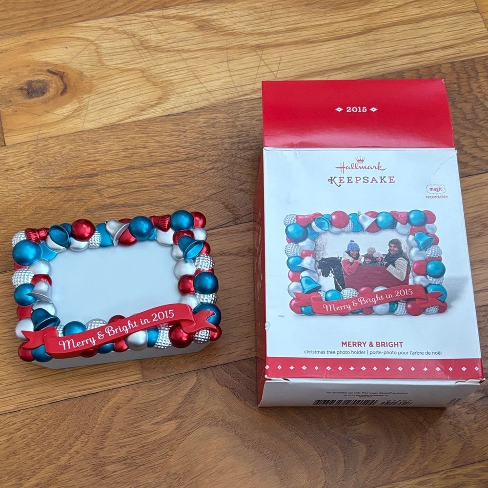 Hallmark Keepsake merry & bright 2015 recordable photo holder